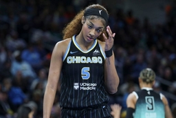 WNBA: New York Liberty at Chicago Sky