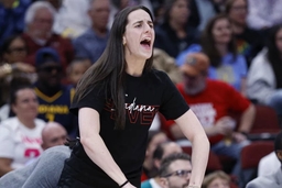 Caitlin Clark (2)