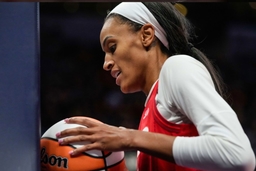 WNBA: Connecticut Sun at Indiana Fever