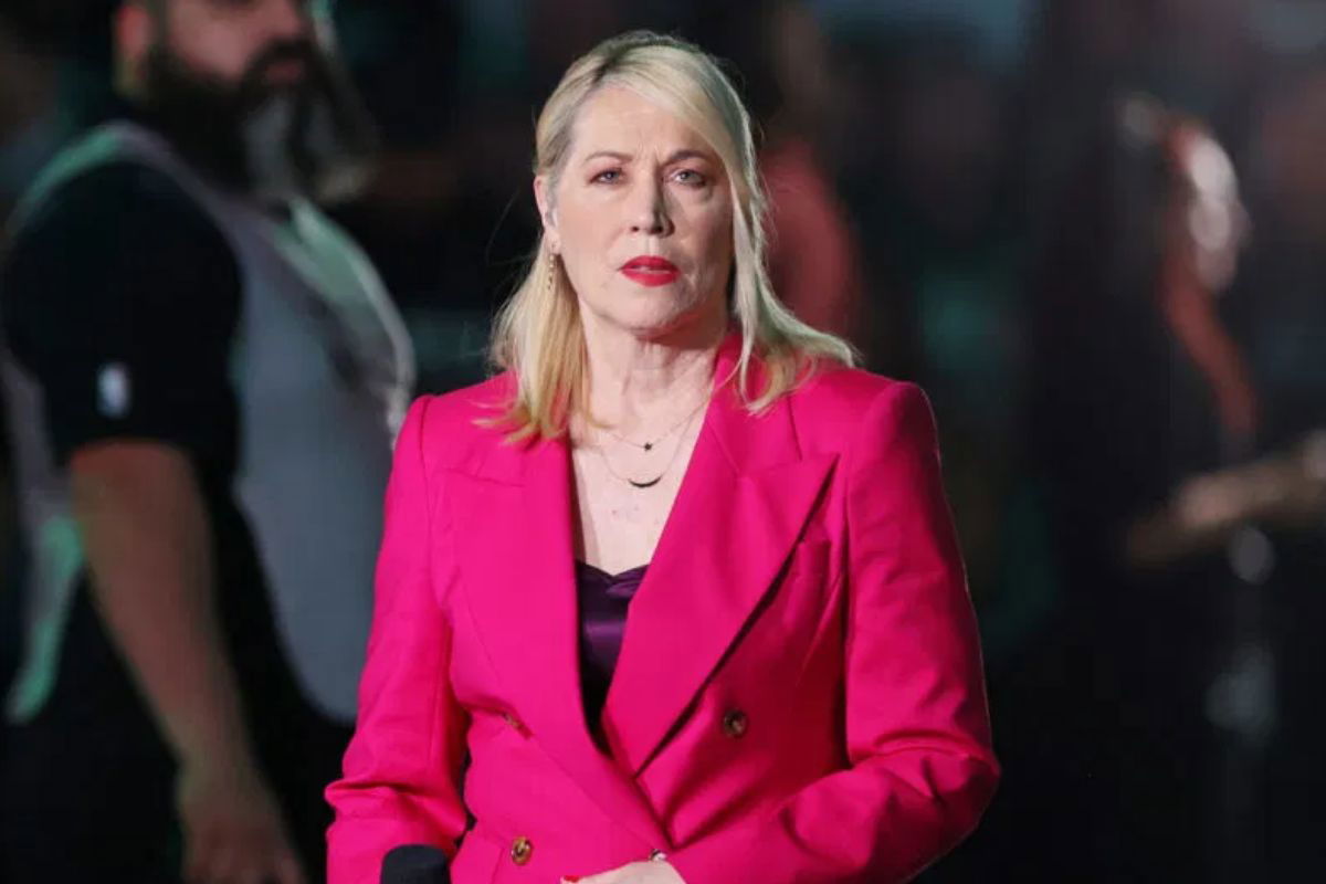 Doris Burke FI