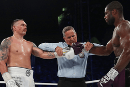 Oleksandr Usyk and Daniel Dubois