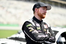NASCAR Cup Series Quaker State 400 Available at Walmart &#8211; Qualifying