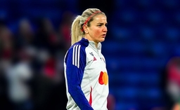 Lindsey Horan Heaps