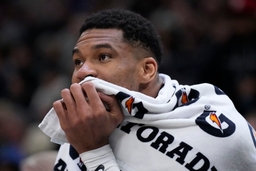 NBA: Los Angeles Clippers at Milwaukee Bucks