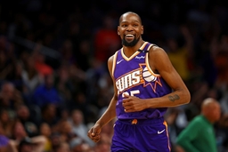 NBA: Milwaukee Bucks at Phoenix Suns