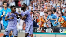 Vinicius Jr and Valencia Fans
