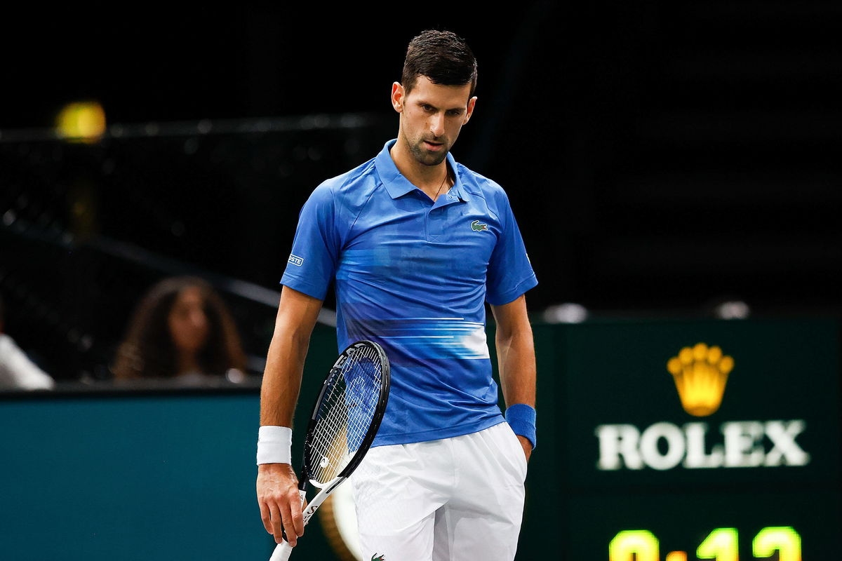 Paris, Frankreich 03.11.2022, xabx Tennis ROLEX PARIS MASTERS 2022 Tag 4 v.li., Novak DJOKOVIC (SRB) enttaeuscht, enttae