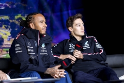 HAMILTON Lewis (gbr), Mercedes AMG F1 Team W14, portrait RUSSELL George (gbr), Mercedes AMG F1 Team W14, portrait during