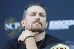 Boxing conference Usyk-Dubois Warszawa 10.07.2023 Oleksandr Usyk i Daniel Dubois podczas konferencji prasowej przed sier