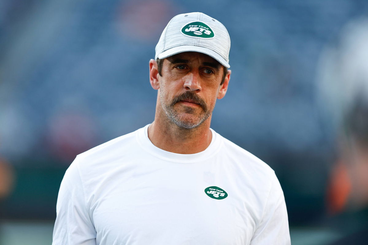 EAST RUTHERFORD, NJ &#8211; AUGUST 19: Aaron Rodgers 8 of the New York Jets prior to the Preseason game against the Tampa Bay