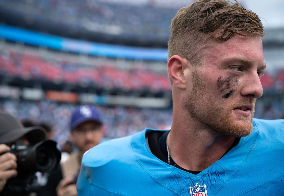 Syndication: The Tennessean Tennessee Titans quarterback Will Levis (8) speaks with teammates and opponents after their