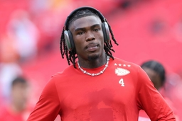 KANSAS CITY, MO &#8211; SEPTEMBER 05: Kansas City Chiefs wide receiver Rashee Rice (4) before an NFL, American Football Herren