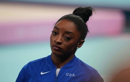 Final: Artistic gymnastics &#8211; Paris 2024 &#8211; Floor August 05 2024: Simone Biles (United States of America) competes during