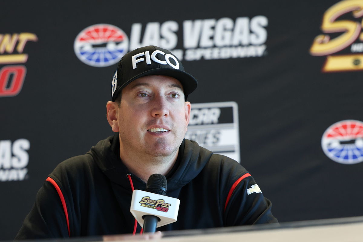 LAS VEGAS, NV &#8211; OCTOBER 19: Kyle Busch ( 8 Richard Childress Racing FICO Chevrolet) answers questions from members of th