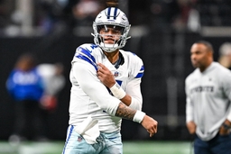 ATLANTA, GA Ð NOVEMBER 03: Dallas quarterback Dak Prescott (4) warms up prior to the start of the NFL, American Football