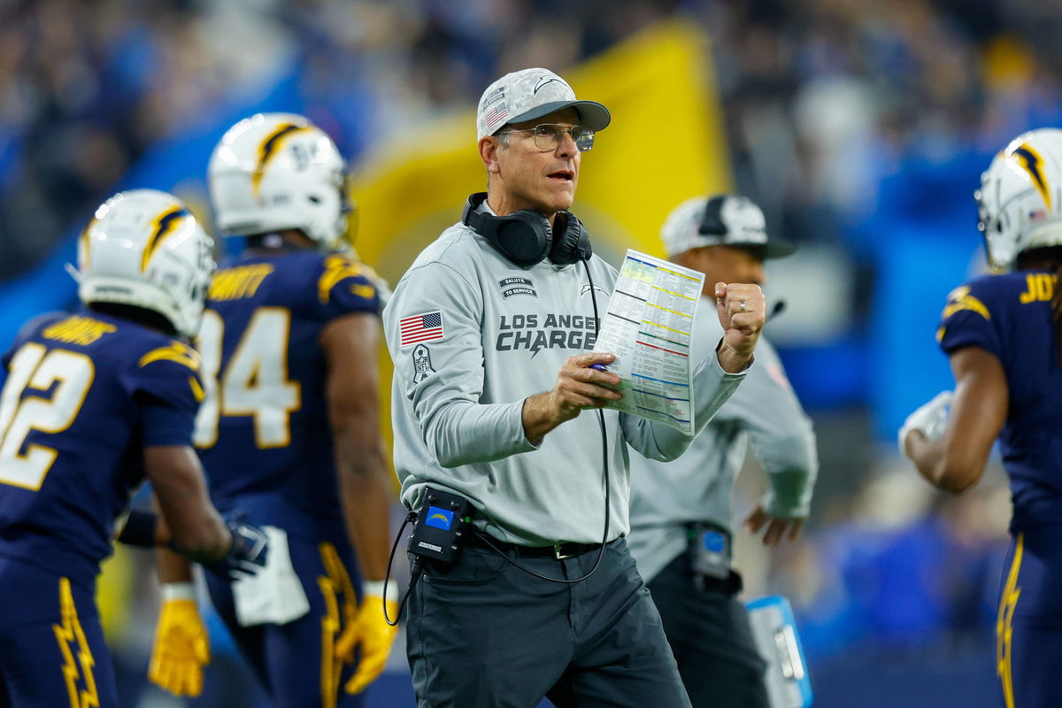 NFL: NOV 25 Ravens at Chargers