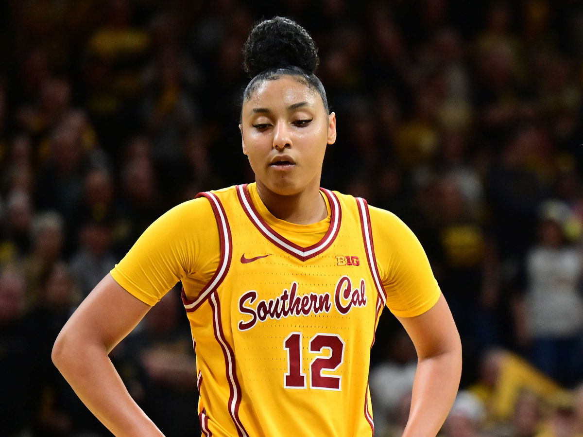 COLLEGE BASKETBALL: FEB 02 Women&#8217;s &#8211;  USC at Iowa