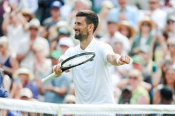Wimbledon 2025 Day 4 Dan Evans vs Novak Djokovic