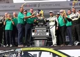 NASCAR: NASCAR Cup Series Race at Iowa