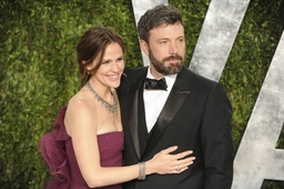 Actors Jennifer Garner and Ben Affleck arrive for the 2013 Vanity Fair Oscar Party hosted by Graydo