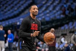 NBA: Los Angeles Clippers at Dallas Mavericks