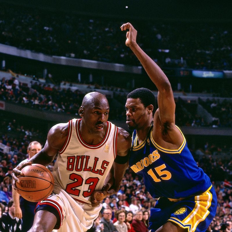 Stephen Curry Vs Michael Jordan in Stats: Who Was the Best Scorer
