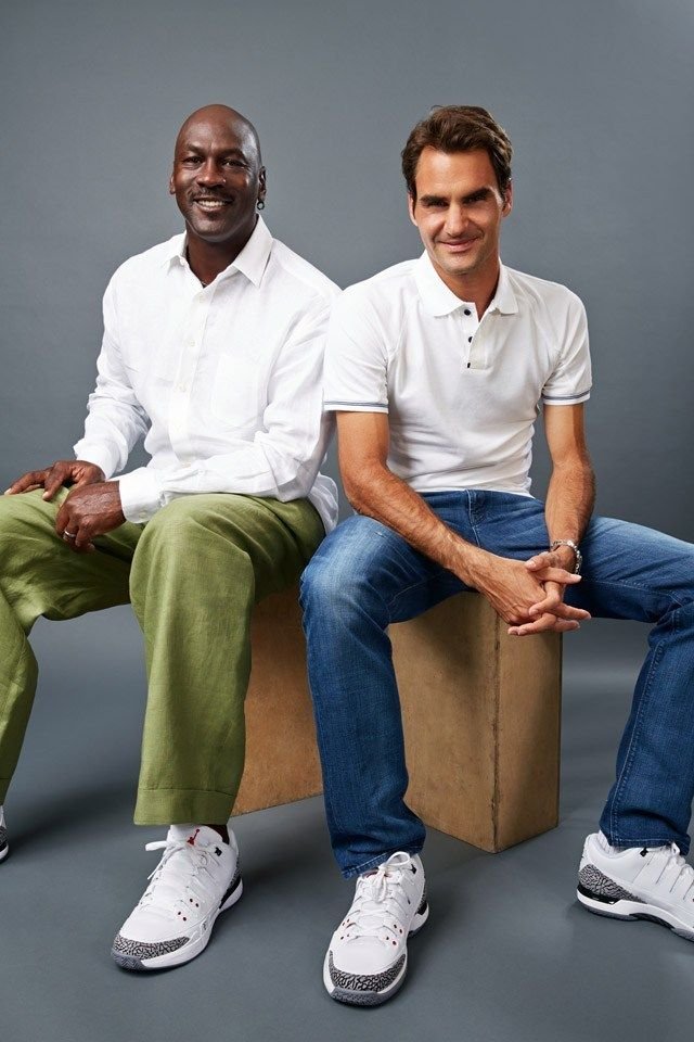 Sueño visa Apropiado You Were a Hero of Mine Growing Up": When Roger Federer Met Michael Jordan  - EssentiallySports