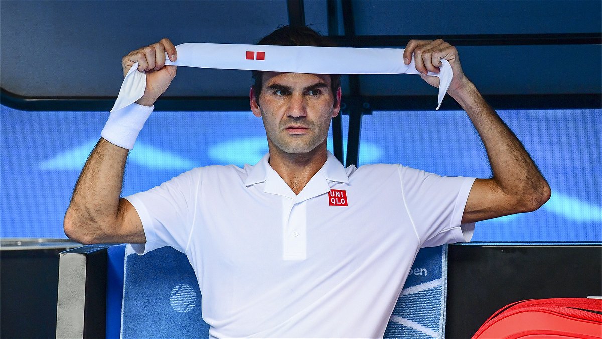 Roger Federer Reveals Problems With Dunlop Ball at Australian Open 2019 - Essentially ...