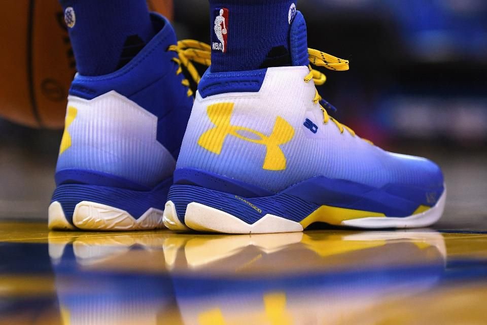 seth curry under armour shoes