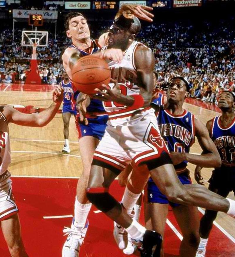 Be Very Physical": An Insight on How the Bad Boys Pistons Tackled Michael Jordan With Their Brutal Jordan Rules - EssentiallySports